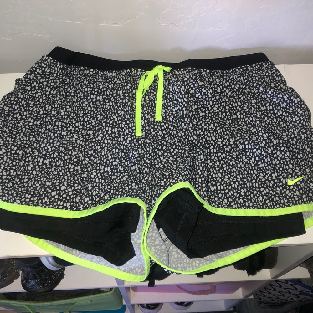Athletic shorts